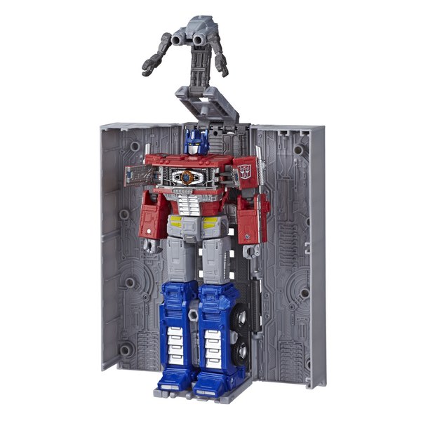 Transformers Earthrise Optimus Prime New Stock Photos  (5 of 5)